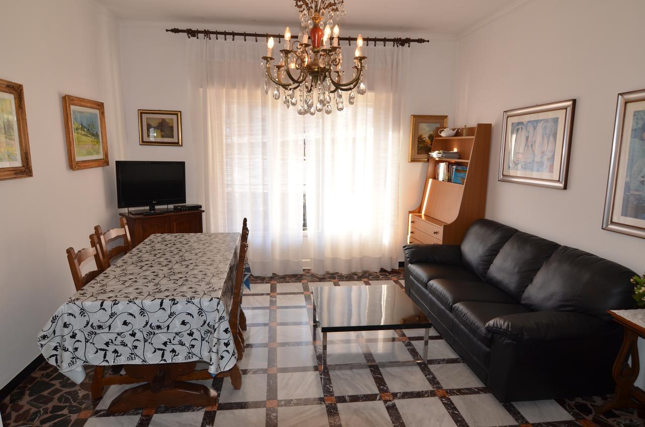 Glicine Apartment Levanto Eksteriør bilde