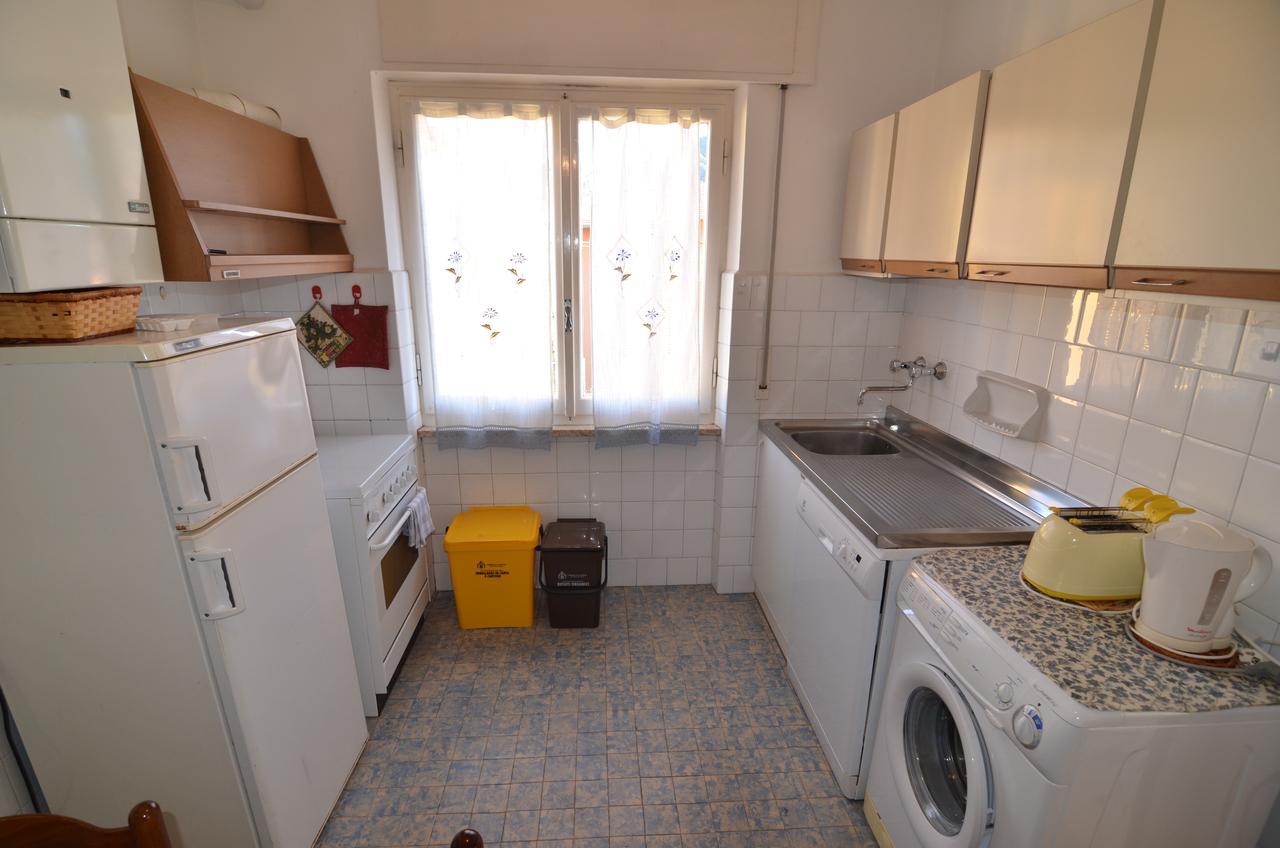 Glicine Apartment Levanto Eksteriør bilde