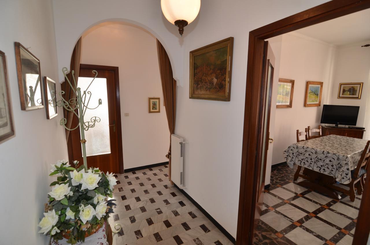 Glicine Apartment Levanto Eksteriør bilde