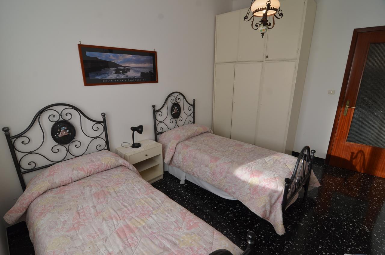 Glicine Apartment Levanto Eksteriør bilde